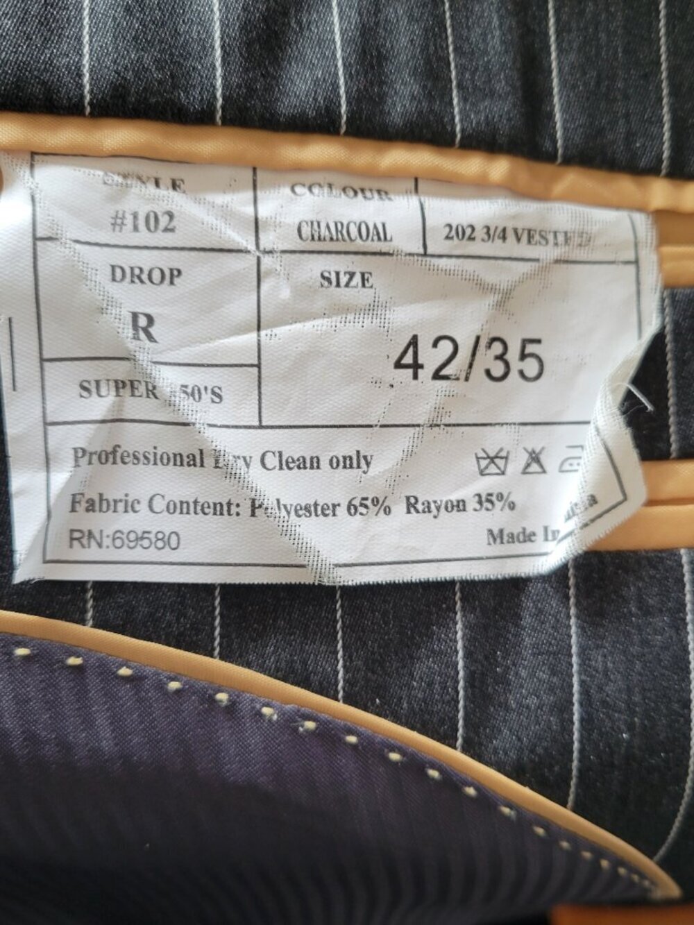 J Ferrar of Italy 3-Piece Charcoal Pinstripe Suit (Size: 42 R /35 W) - Picture 4 of 15